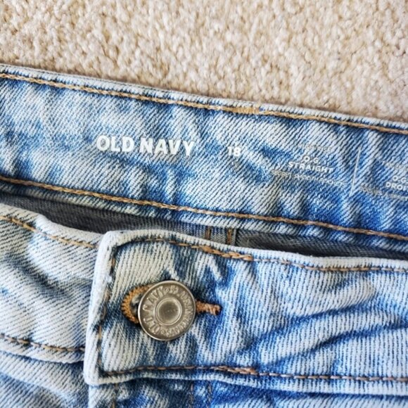 Old Navy High Rise OG Straight Distressed Light Wash Jeans 18 - Picture 7 of 9